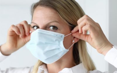 Richtiges Anlegen einer Mund-Nasenschutz-Maske
